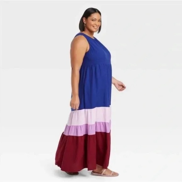 Ava & Viv Dresses & Skirts - Ava & Viv Tiered Color Block Maxi Dress Size 3X